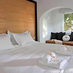 Saint John & Hotel Agios Ioannis Diakoftis
